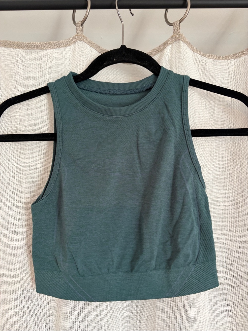 Alphalete Sleeveless Crop Tank